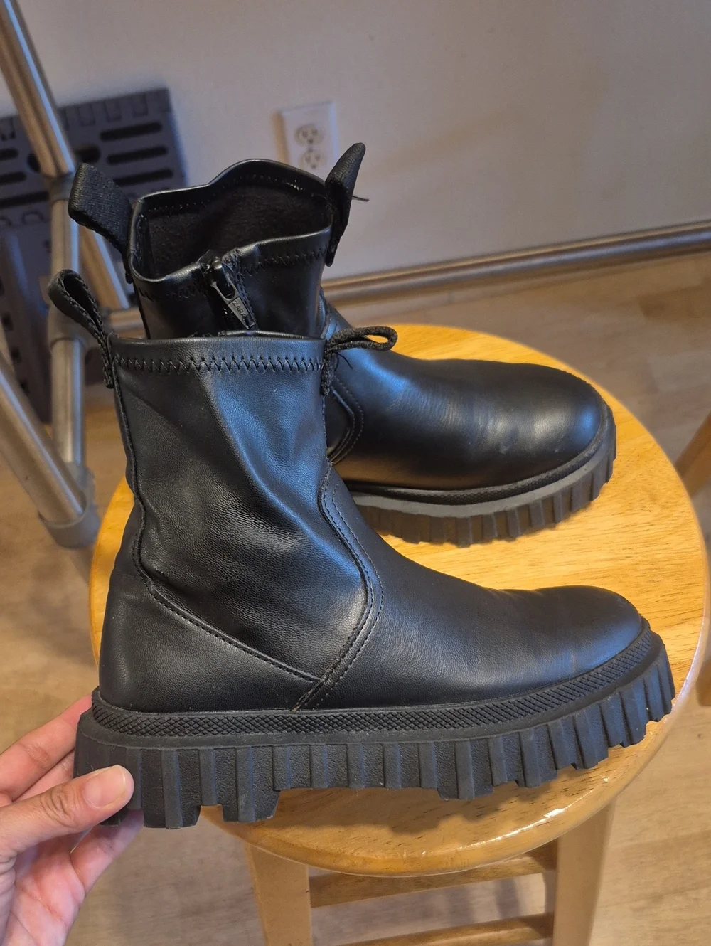 Zara Black Chuncky Platform Boots Zipper Closure